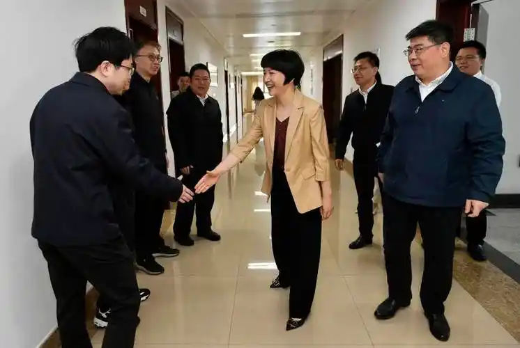 卢小青已任江西省委常委宣传部部长