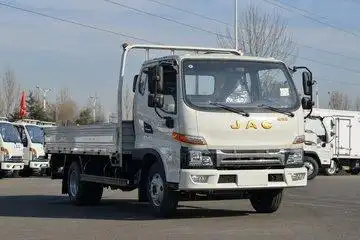 江淮帅铃e中体131马力389米排半栏板轻卡国六hfc1043p31k5c7s