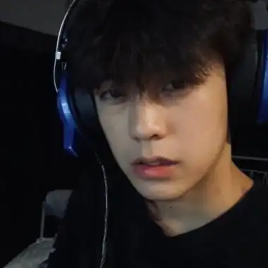 真实男头帅 高清帅气的网恋男头真实图片_男生头像_美头网