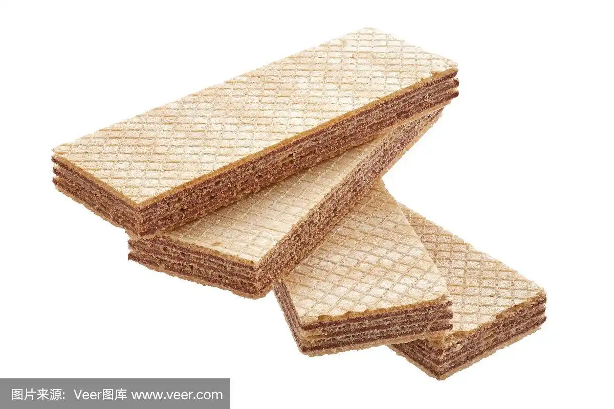四个长方形威化饼干孤立在白色上