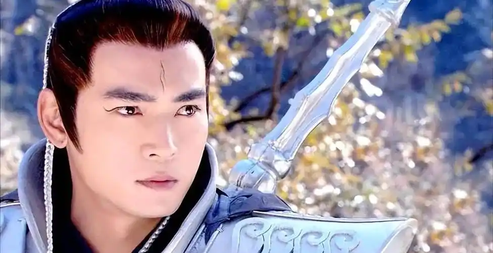 焦恩俊:为1000万,我强忍痛苦和"60岁大妈"拍吻戏,现在难自愈_合作