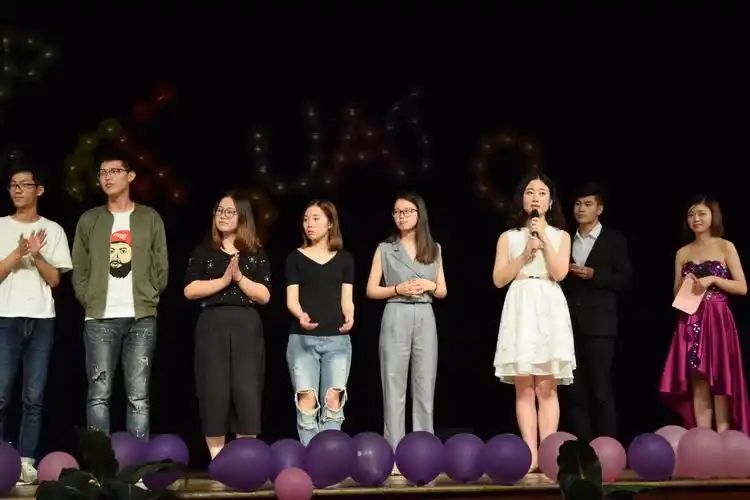 外国语学院2016届毕业生晚会完美落幕