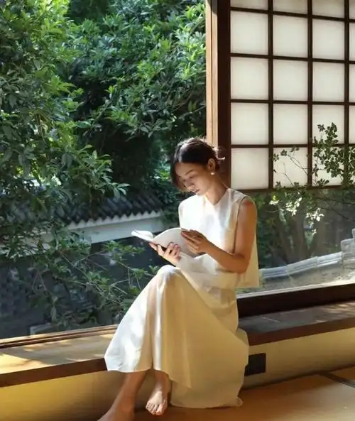 董卿,杨绛,林青霞:读书,是女人对抗岁月最好的良药