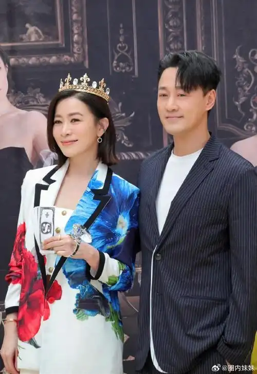 林峯佘诗曼戏外甜过戏内##林峯佘诗曼扫楼排面