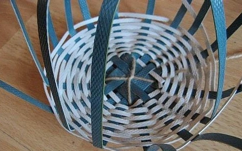 最简单打包带篮子的四方编法-视频 十字交叉系牢固