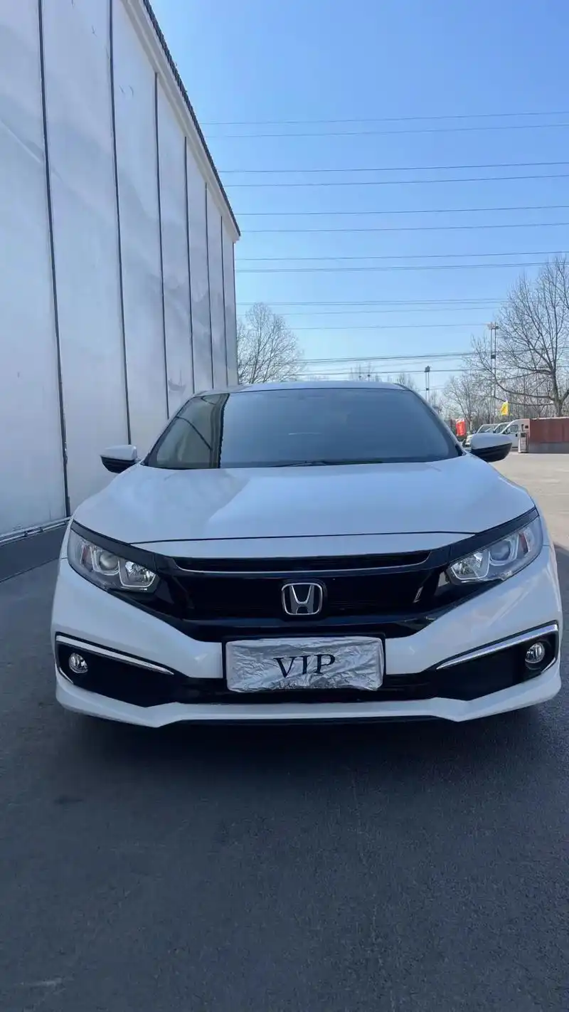 新货到2019年10月上牌本田思域劲动版