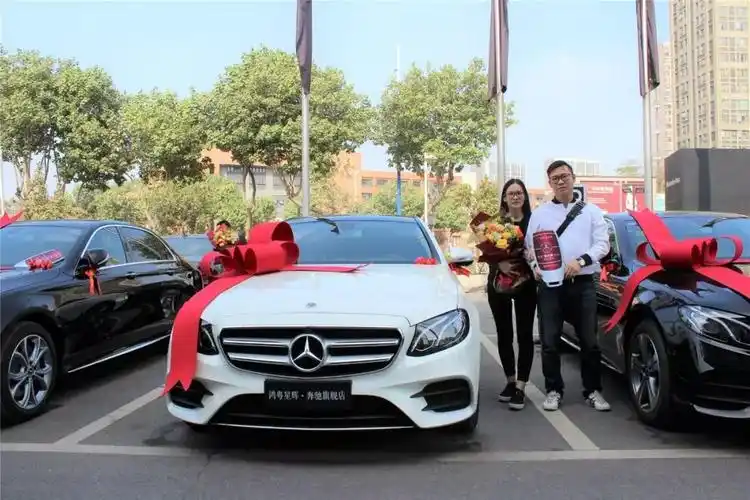 星辉相伴一路奔驰广州鸿粤星辉vip集体交车仪式圆满落幕