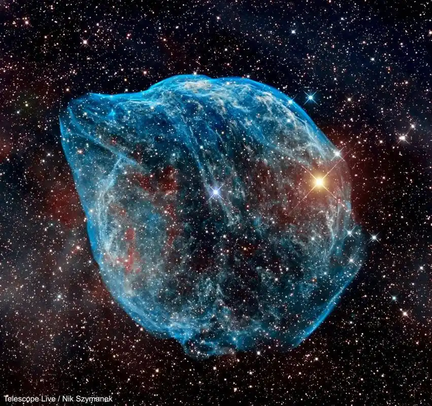 海豚星云|星辰大海 编号为夏普利斯2-308的这团星云由炽热大质量恒星