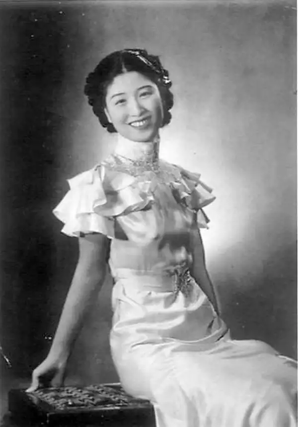 胡兰成凭借什么让那么多女子痴情于他,并成为张爱玲的最爱?