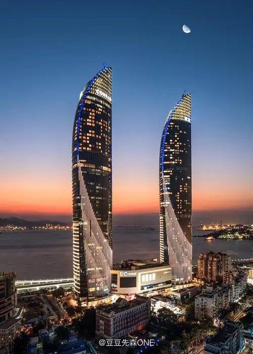 厦门地标双子塔|摄影|风光摄影|摄影豆豆先森one - 原创作品 - 站酷 (