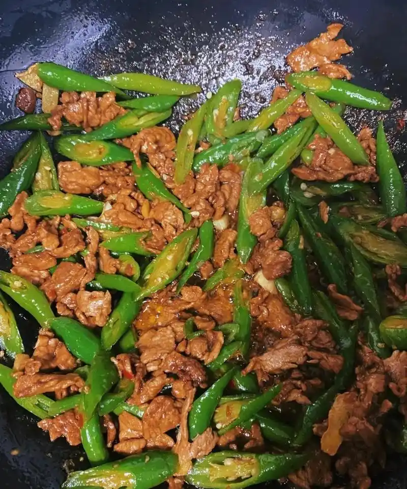 湖南家常菜辣椒炒肉