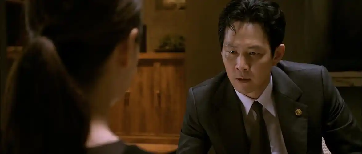 一口气看完韩国高分电影《新世界》,没看懂的细节,这里一次补齐