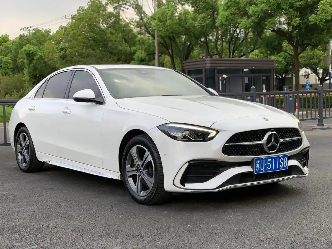 2022款 奔驰c级 c 200 l .【车辆名称】2022 - 抖音