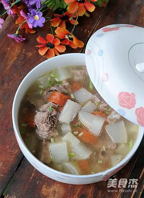 双色萝卜排骨汤的做法_家常双色萝卜排骨汤的做法【图】双色萝卜排骨