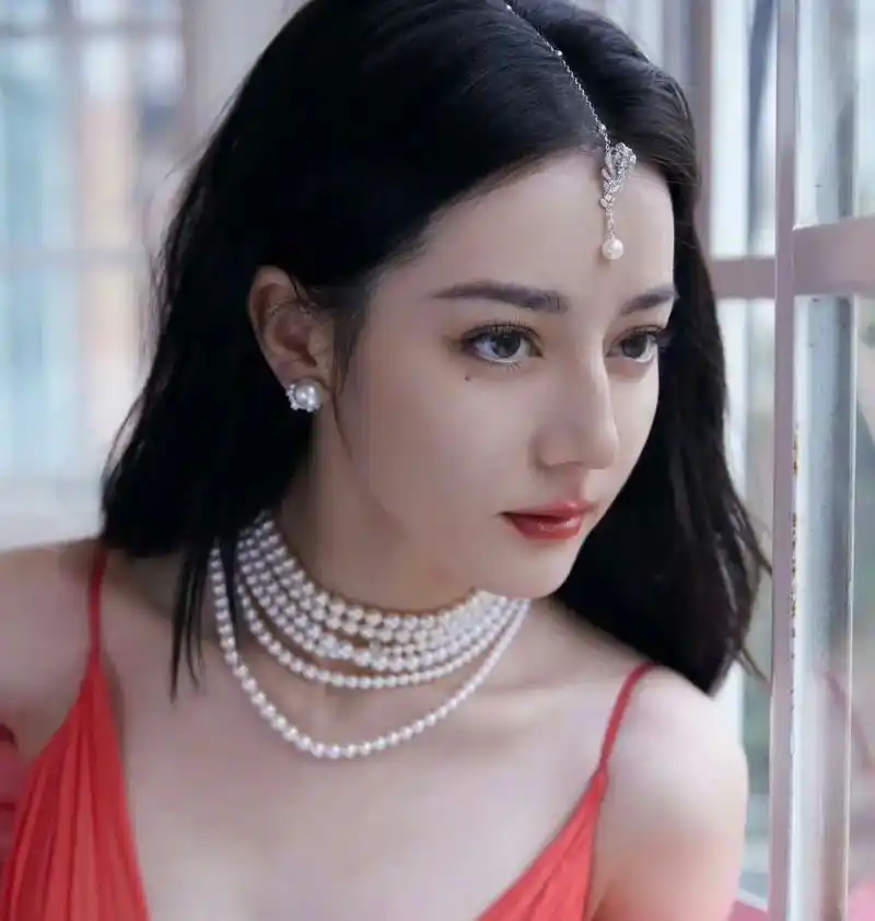 泪痣:眼睛下方的部位在相学中称为泪堂,也叫子女宫,此处长痣的 - 抖音