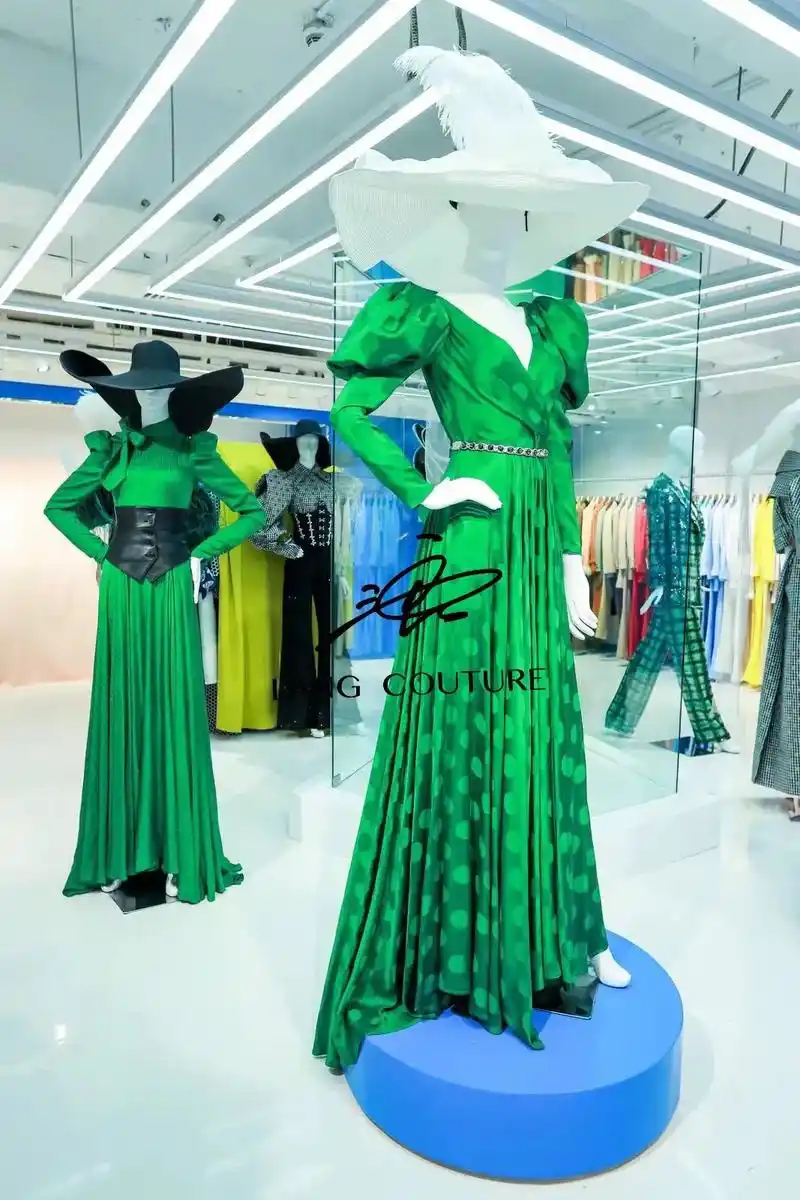 服装设计 #原创设计师品牌女装 #近亿网友在抖音看流星雨  - 抖音