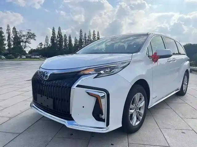 丰田塞纳改装案例