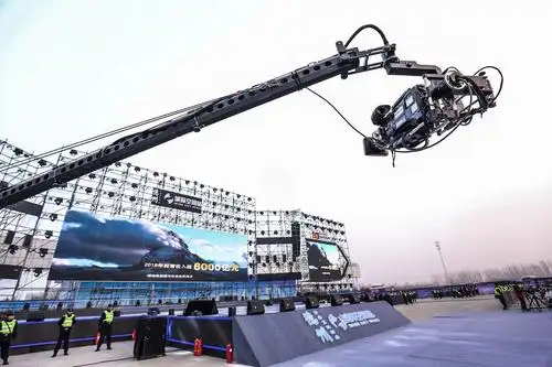 济南摄影摄像 电控摇臂 影视轨道 摄像机稳定器出租