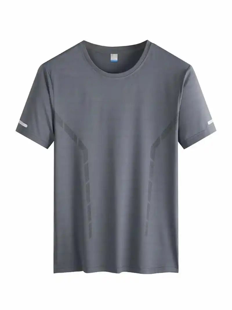 这款冰丝短袖t恤,薄款设计,让你在炎炎夏日也能保持清爽.