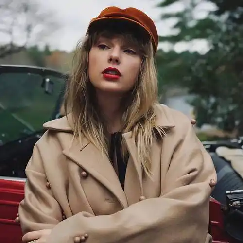 格莱美年专,霉霉四封神,粉丝却高兴不起来了?