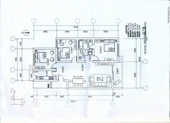 老师让手绘某一建筑的平面图,立面图,剖面图谁能给个样图?