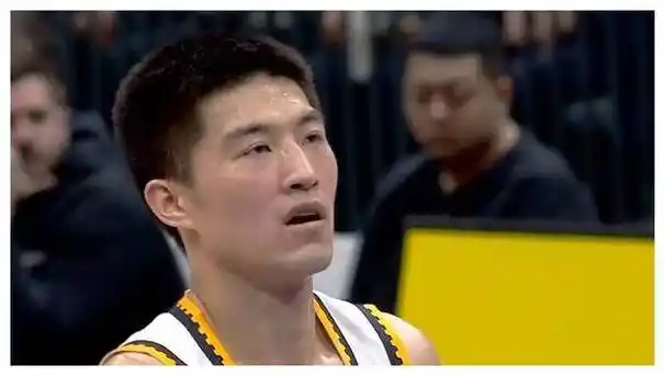 原创cba卫冕冠军受挫杨鸣怒斥辽宁男篮射手重现巅峰胜势如潮