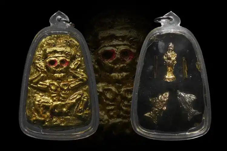 离带阴牌的人远一点(戴阴牌的人都很漂亮? )_金纳莱网