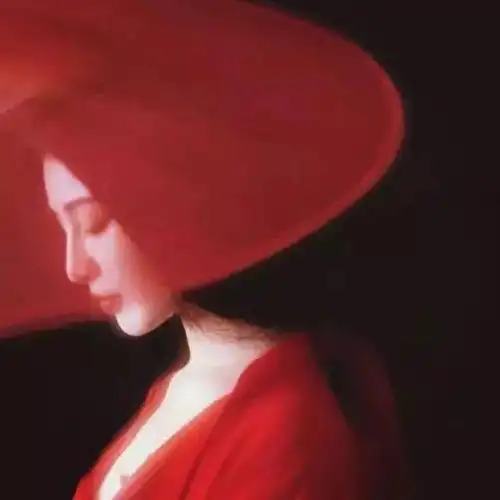 个性红色系微信头像