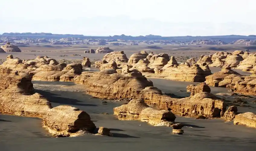 敦煌雅丹国家地质公园