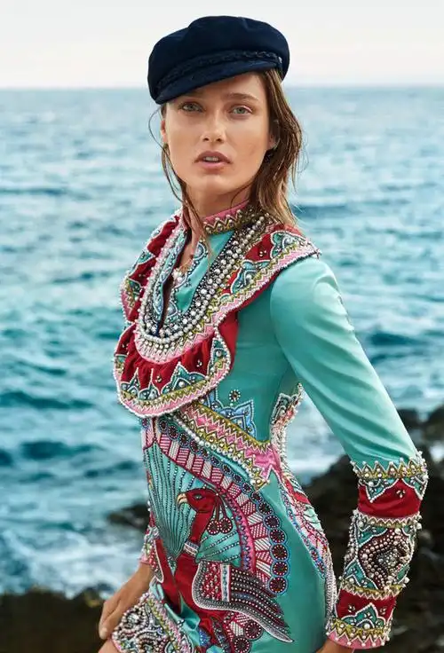 《harpers bazaar》杂志澳大利亚版2016年12月号