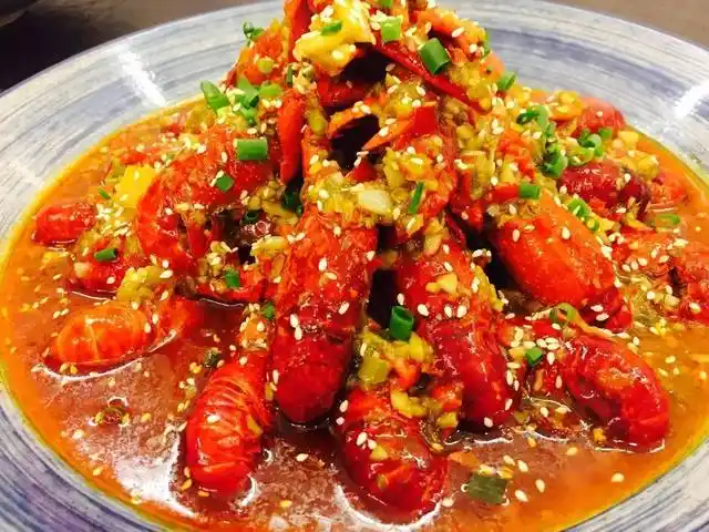 蒜椒龙虾,吃货老板娘去长沙考察发现当地多用泡椒泡菜为小龙虾去腥增