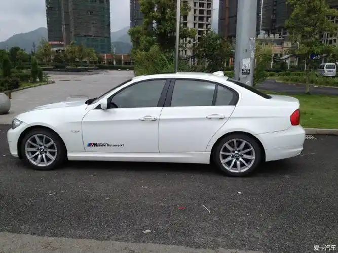 12年的极品4门宝马335i想换空间大点x3,q5等suv