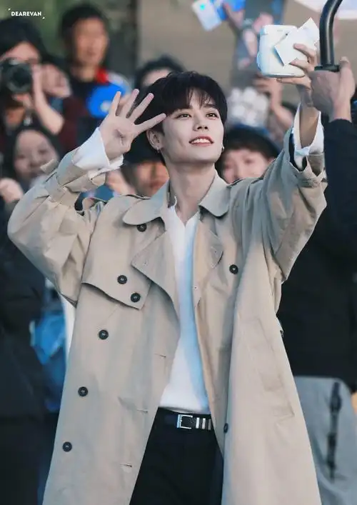 林彦俊有哪些超绝神图? - 知乎