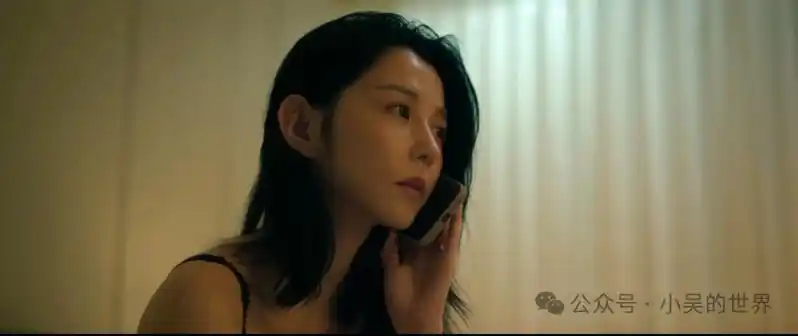 邵雨薇在电影《恶女》中扮演的角色是一个性格扭曲,对完美有着病态