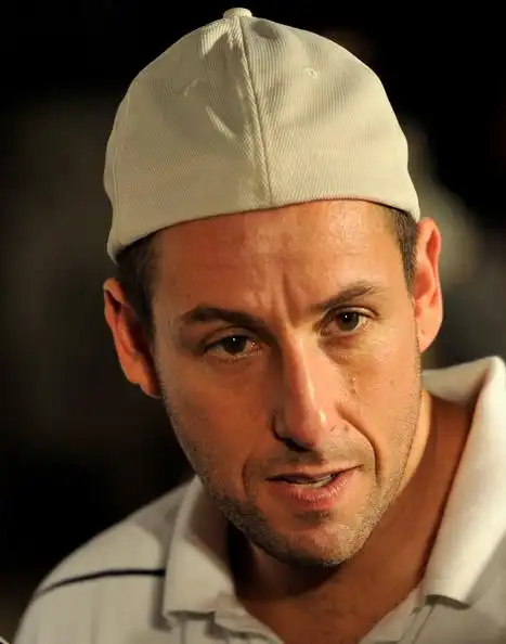 p>亚当·桑德勒(adam sandler),1966年9月9日出生于美国纽约市