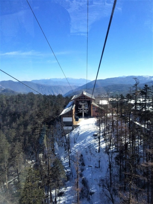 玉龙雪山大索道