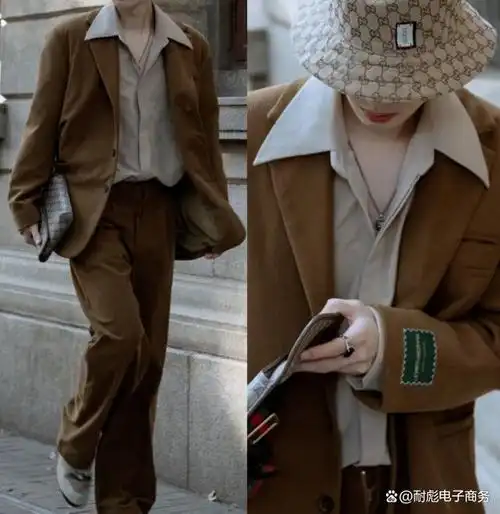 搭配一件卡其色衬衫比如:一套棕色的休闲西装棕色也不例外在任何颜色