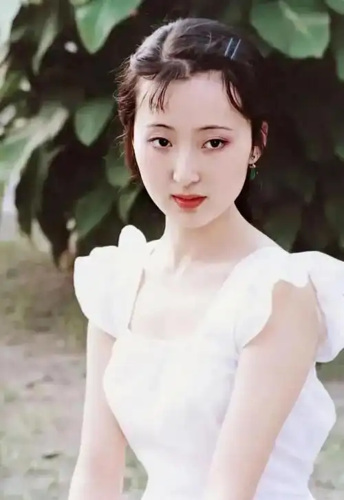 看了这些罕见的照片,你就会相信陈晓旭是为林黛玉而生|演员|中国古