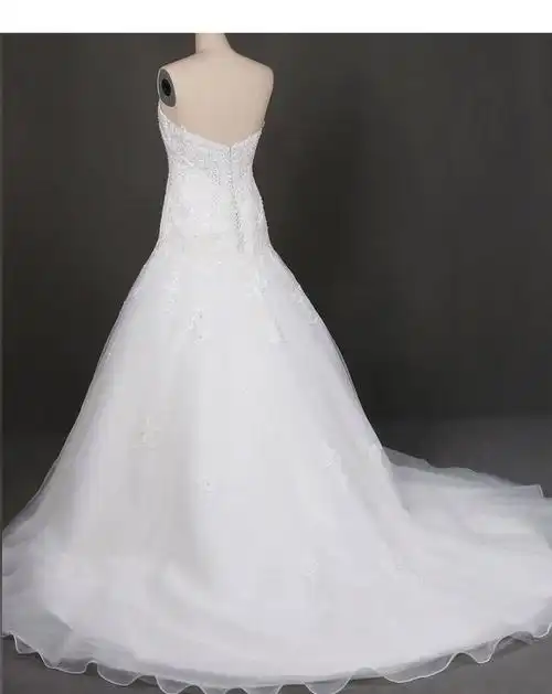 婚纱礼服新娘简约修身显瘦蕾丝抹胸小拖尾2018新款春夏季韩式优雅