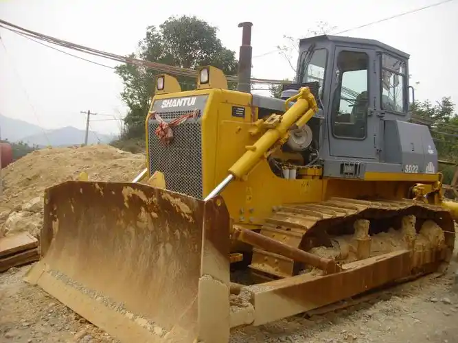 转让07年sd22d山推推土机