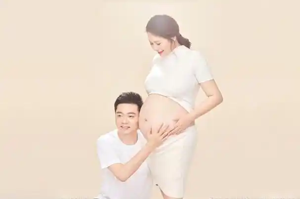 丁俊晖和妻子张元元