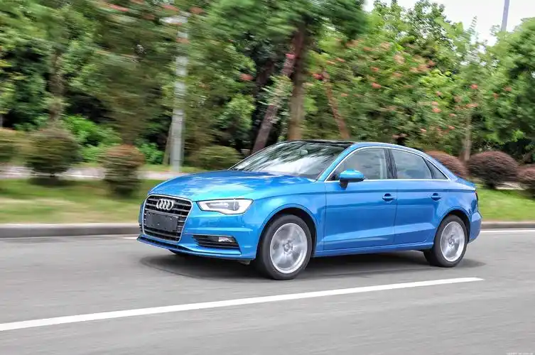 试驾:售价不到二十万的奥迪a3有什么料?