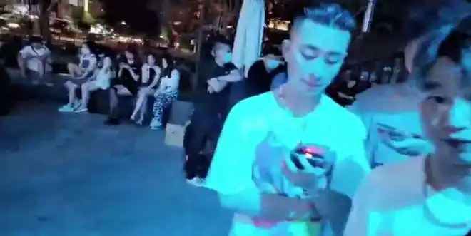 启大大某牙开启首播,集梦会长带领众多主播到场支持