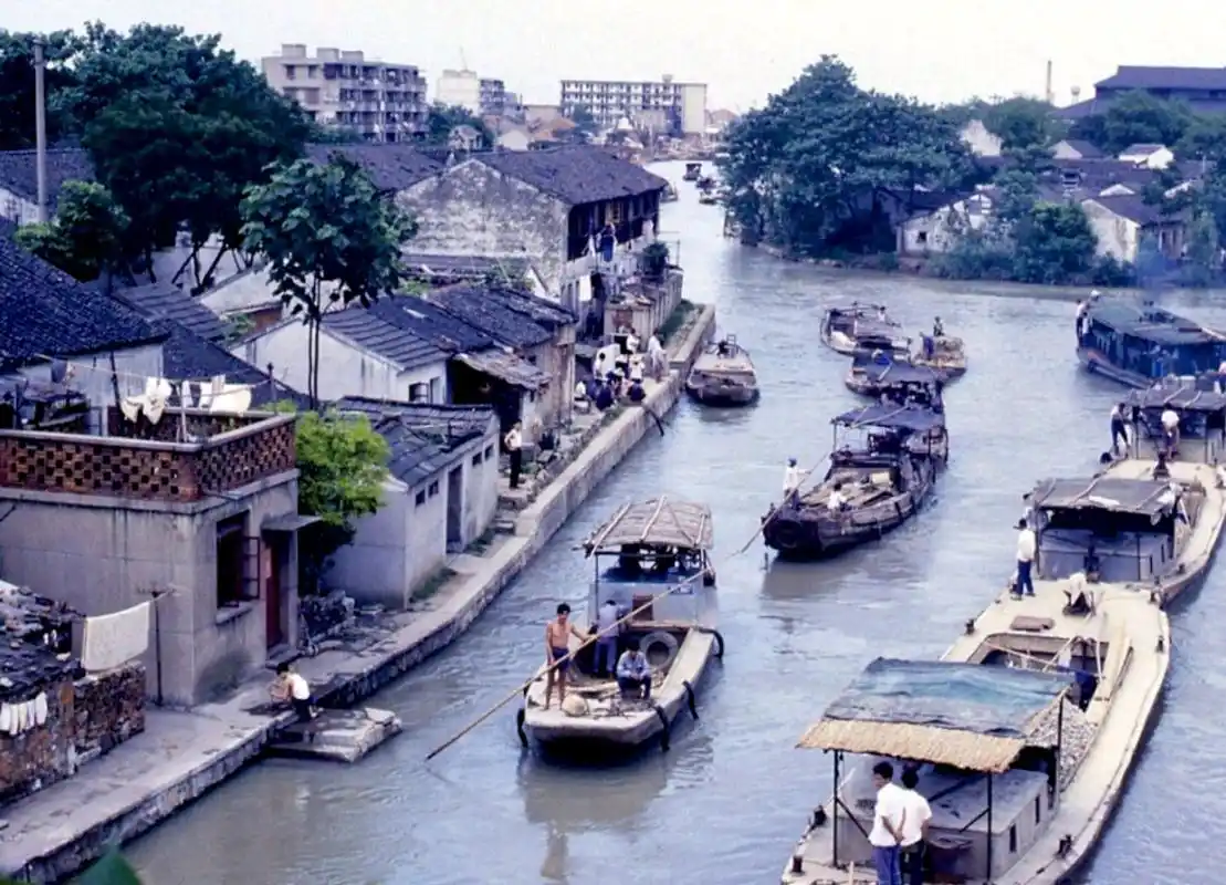 1988年江苏苏州老照片,难得一见的"老姑苏",看下有什么不同