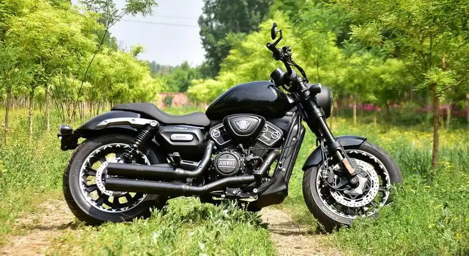 国产复古巡航车新宠 庄威v400试驾体验-摩托新闻-春风行摩托车之家