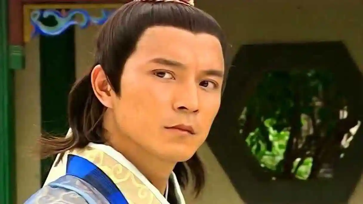 倚天屠龙记:这多人劝告,宋青书也不得不怀疑芷若了