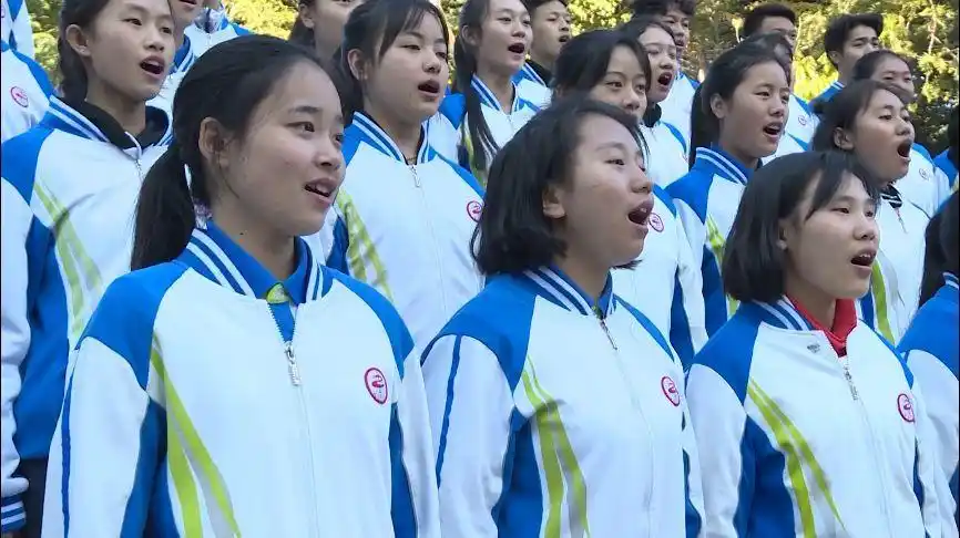 【教育】寻找最佳路径 促进校园整体提升——走进二中(下)_西昌