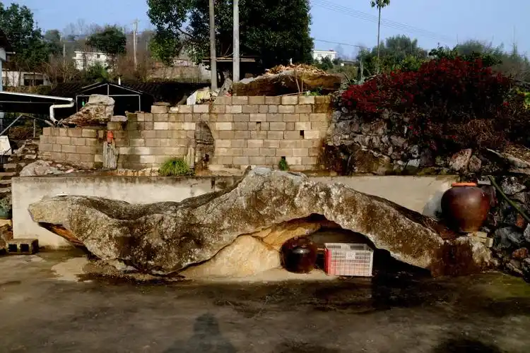 湖北宜都:民俗文化"泰斗"5进这个小村庄,这次建议点石成金