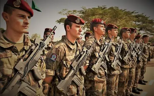 法国外籍军团有多强悍?敌人感叹:他们不是人类,是魔鬼