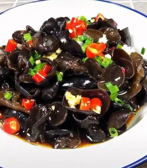 凉拌木耳,多加一步,香脆爽口,值得收藏